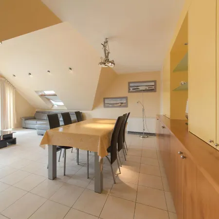 Goldsands Ii 402 Floor With Parking By Interhome